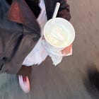 Nyugtalanító lebegés