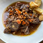 GUISO DE CARNE DE CORDERO CON SABORES DEL MEDIO ORIENTE