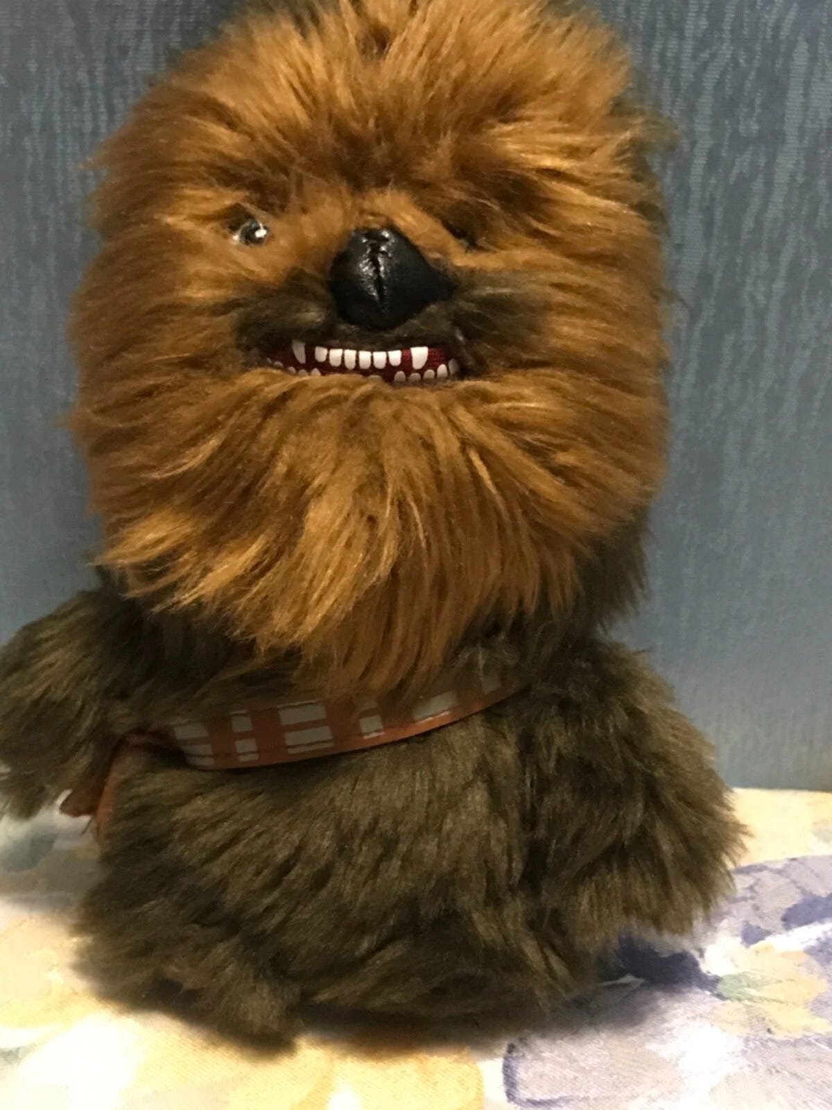 Star Wars Furry Chewbacca  7 “ Plush Comic images 2013 - Picture 1 of 2