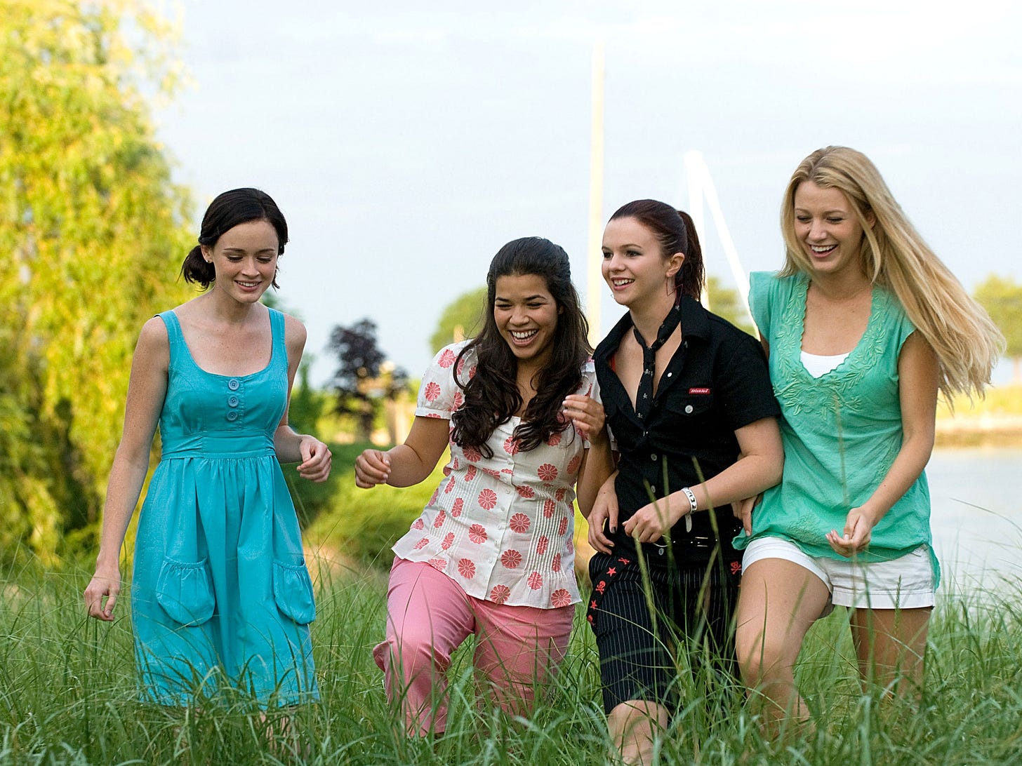 Blake Lively Celebrated America Ferrera & Had a Sisterhood of the Traveling  Pants Reunion | Teen Vogue