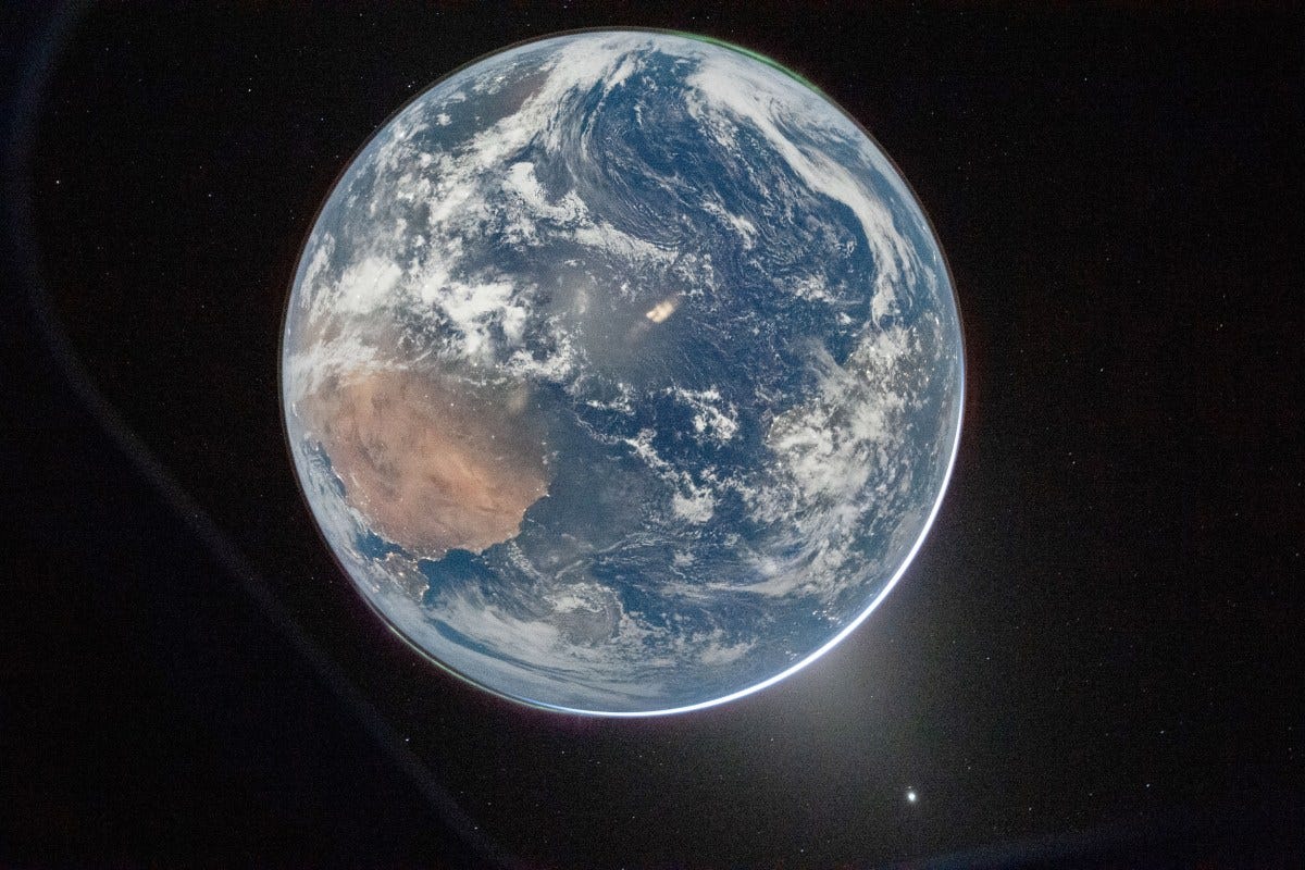 Artemis 2 image of Earth Artemis 2 image of Earth