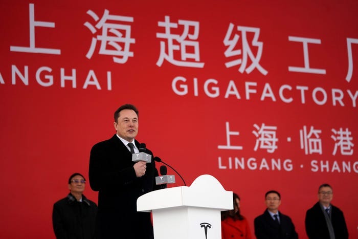 Elon Musk Could Be Trying to Make a Deal With China, Analyst Says -  Business Insider