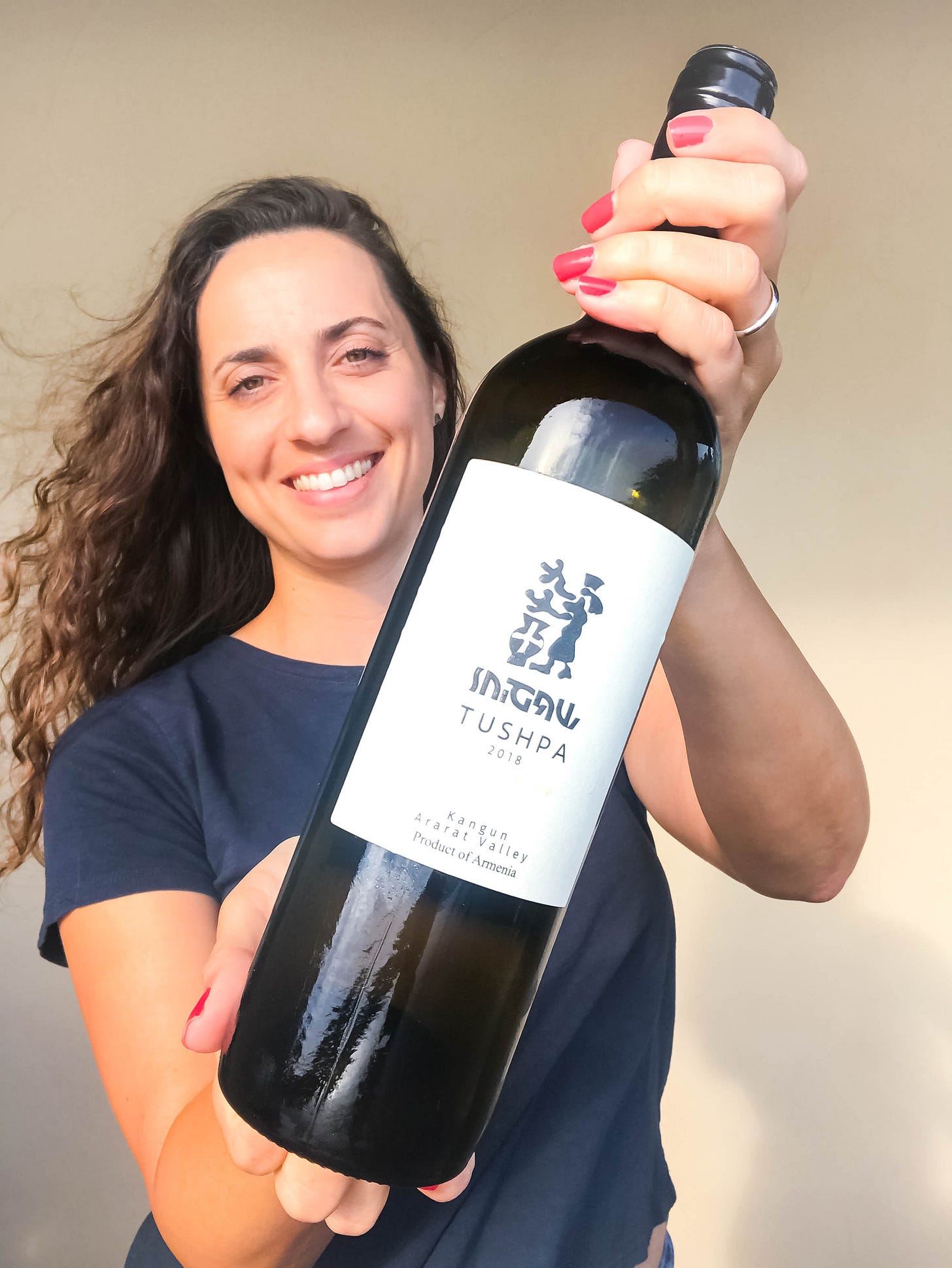 Kangun Armenian white wine