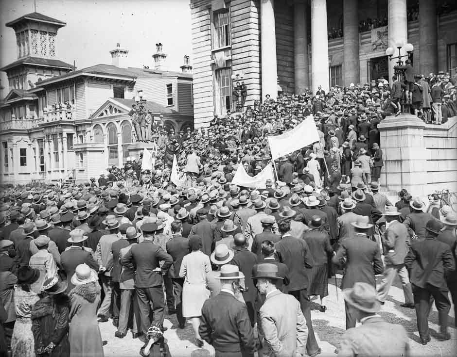 1930s protest outside Parliament 1930s protest outside Parliament