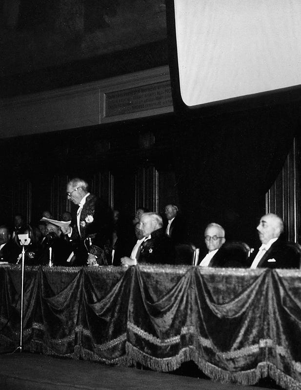 Paul Valéry addresses the Académie française in 1939.