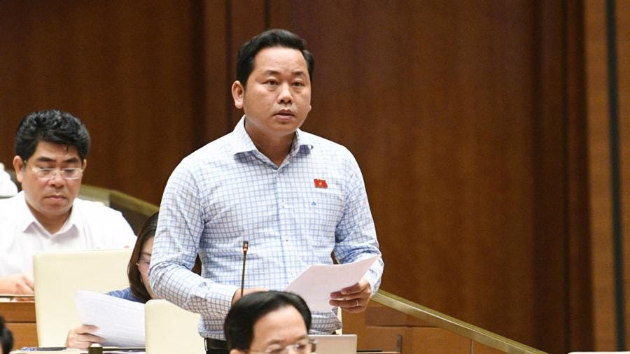 Đại biểu Dương Tấn Quân, đoàn Bà Rịa- Vũng Tàu. Đại biểu Dương Tấn Quân, đoàn Bà Rịa- Vũng Tàu.