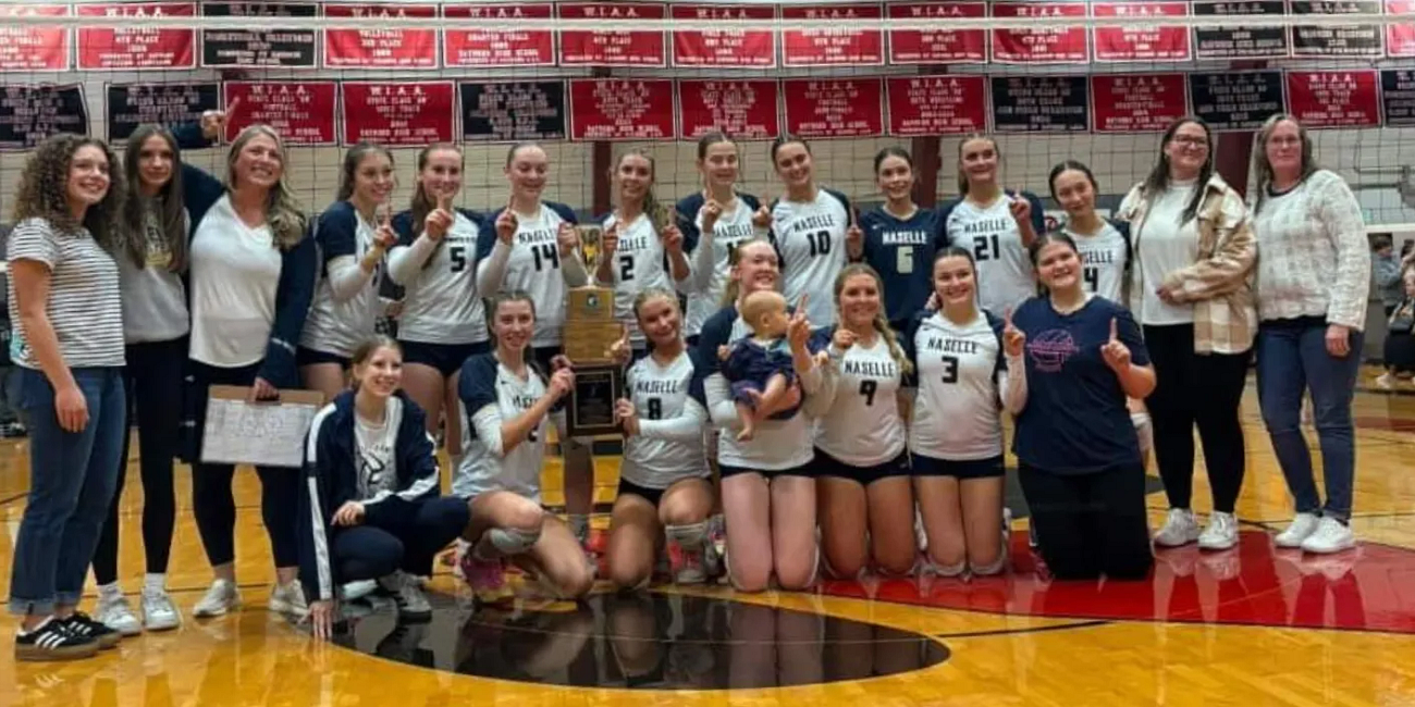 1B High School Volleyball: Naselle sweeps Taholah for District crown