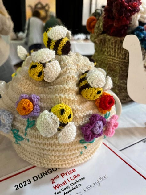 food; tea cosy
