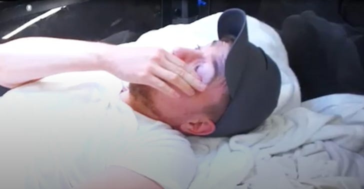 YouTuber MrBeast diri diri gömüldü! Toprağın altında 7 gün boyunca kalınca  gözyaşlarına hakim olamadı... "Zihinsel ıstırap" - Mynet trend