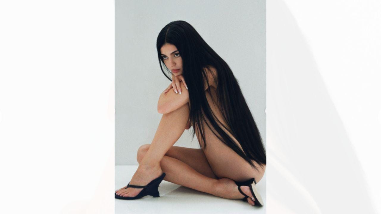 Image of Kylie Jenner's fans raved over the star in the comments section. Image of Kylie Jenner's fans raved over the star in the comments section.