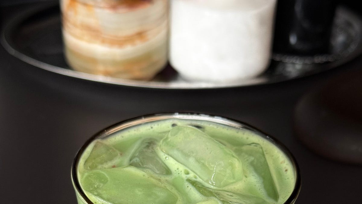 ICED STRAWBERRY MATCHA - ZAYNAB ISSA