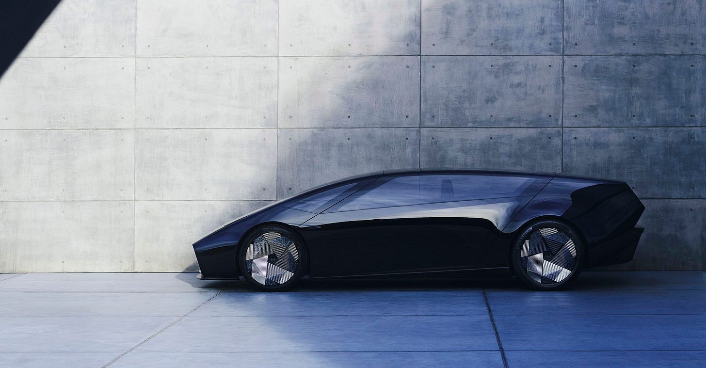 The low, sloping shape gives it a sporty feel that cribs from Honda’s Formula 1 experience. 