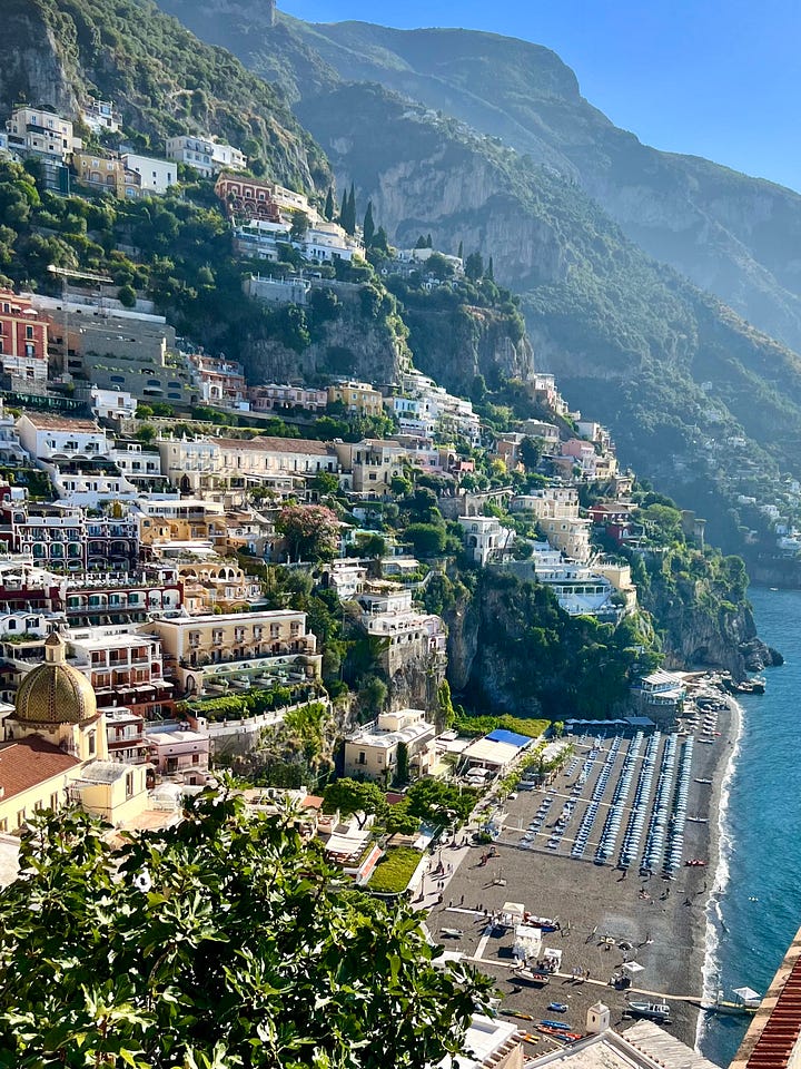 Breakfast with a view at Caffe Positano