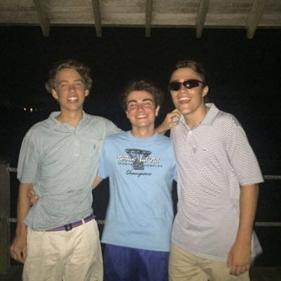 Substack profile picture for @midwestern