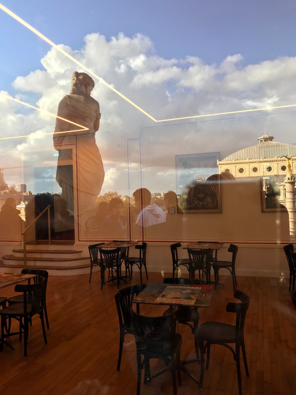 Terrasse du Théâtre du Châtelet rénivé, Paris, 2023
