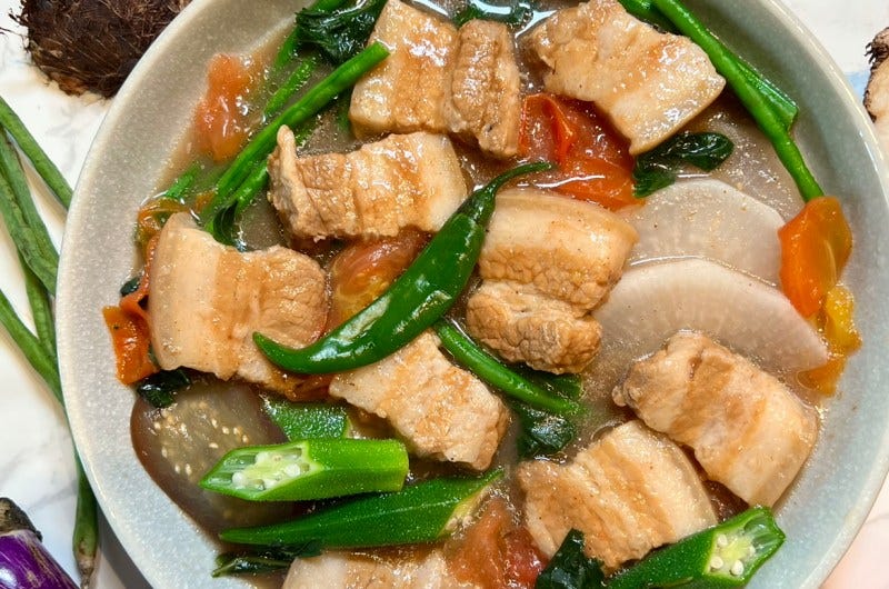 Pork Sinigang (Sinigang na Baboy) | Iankewks