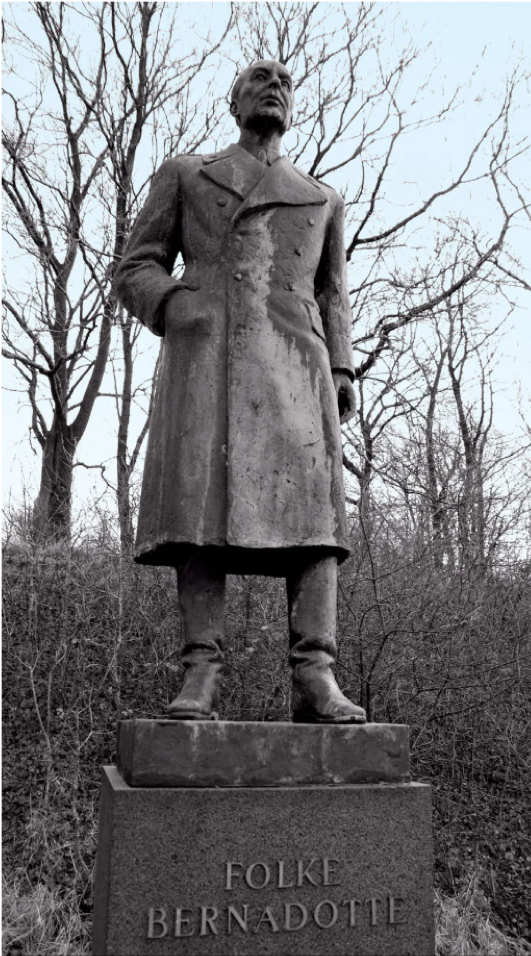 Greve Folke Bernadotte, sculpture in Kruså, Den.