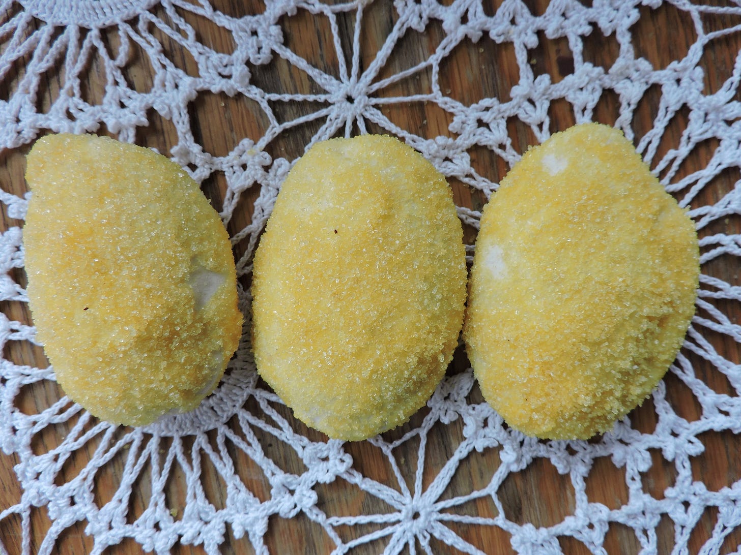 Peep eggs! Peep eggs!