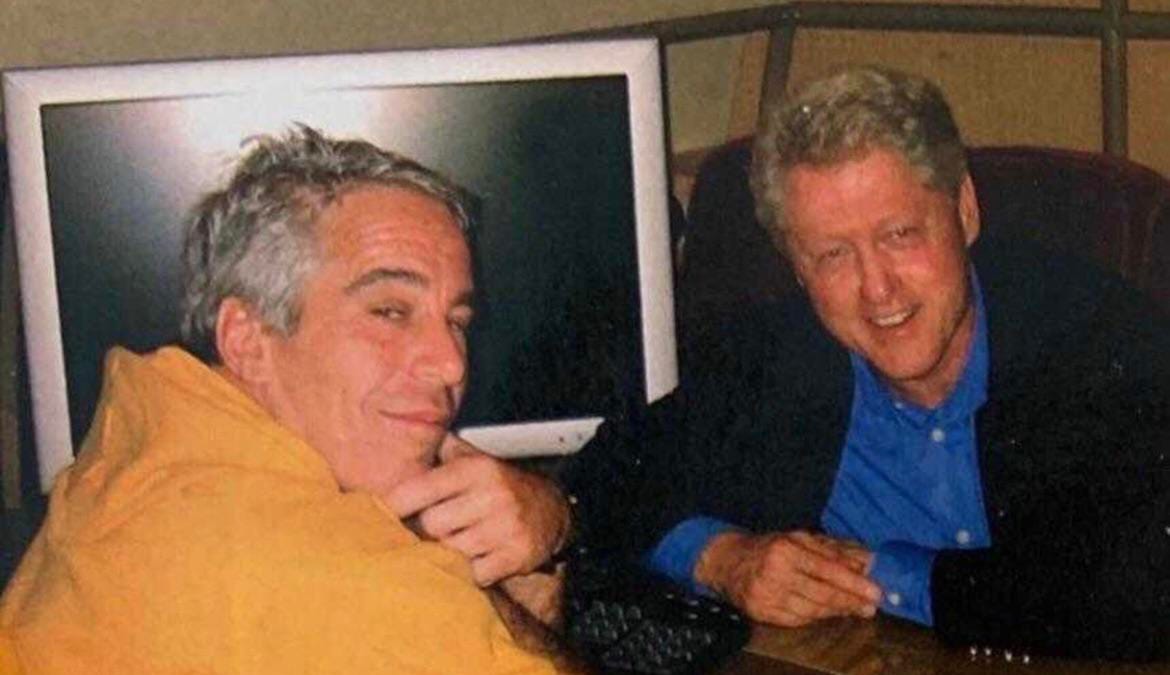 Welcome to banana republic where the Biden Administration weaponizes DoJ and FBI to target their political enemies...