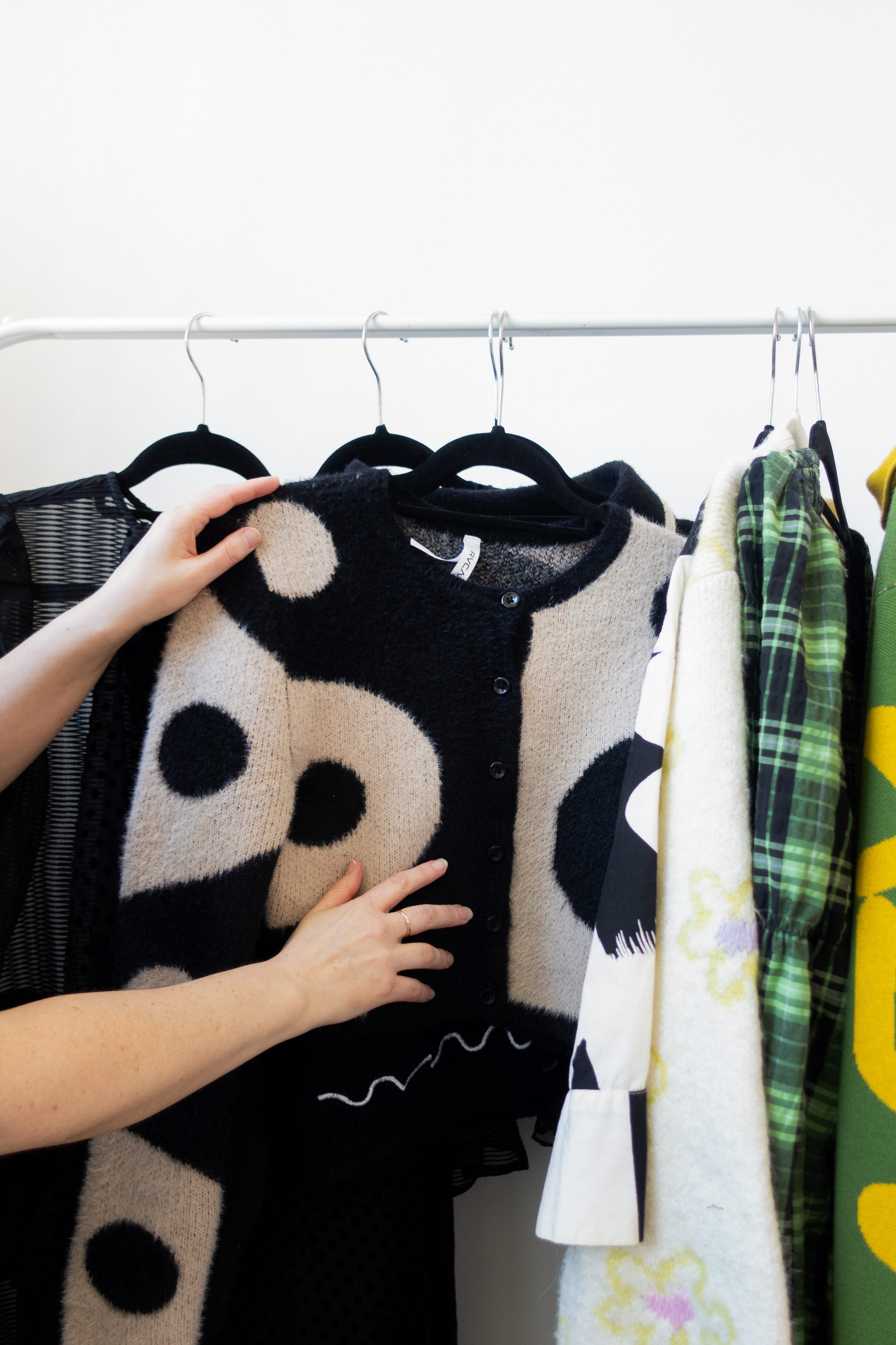 Interedting Look How to Make Your Style More Interesting - by Sophie