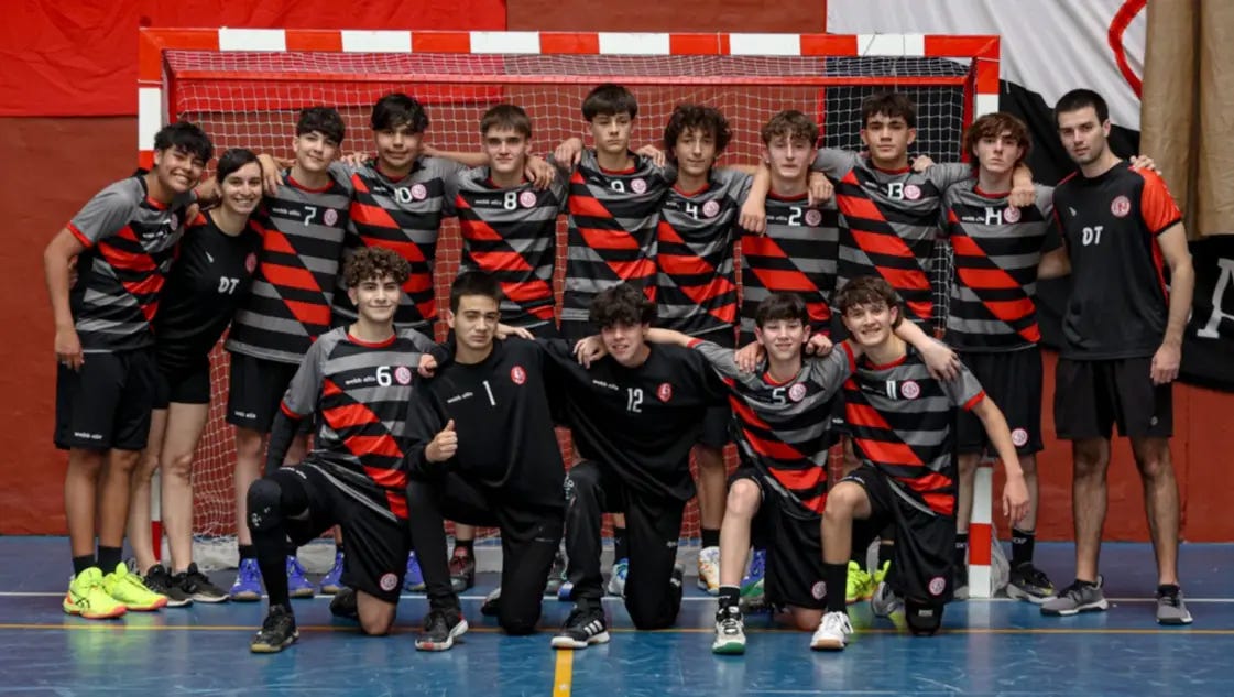 Handball: histórico podio y ascenso de Universitario en menores