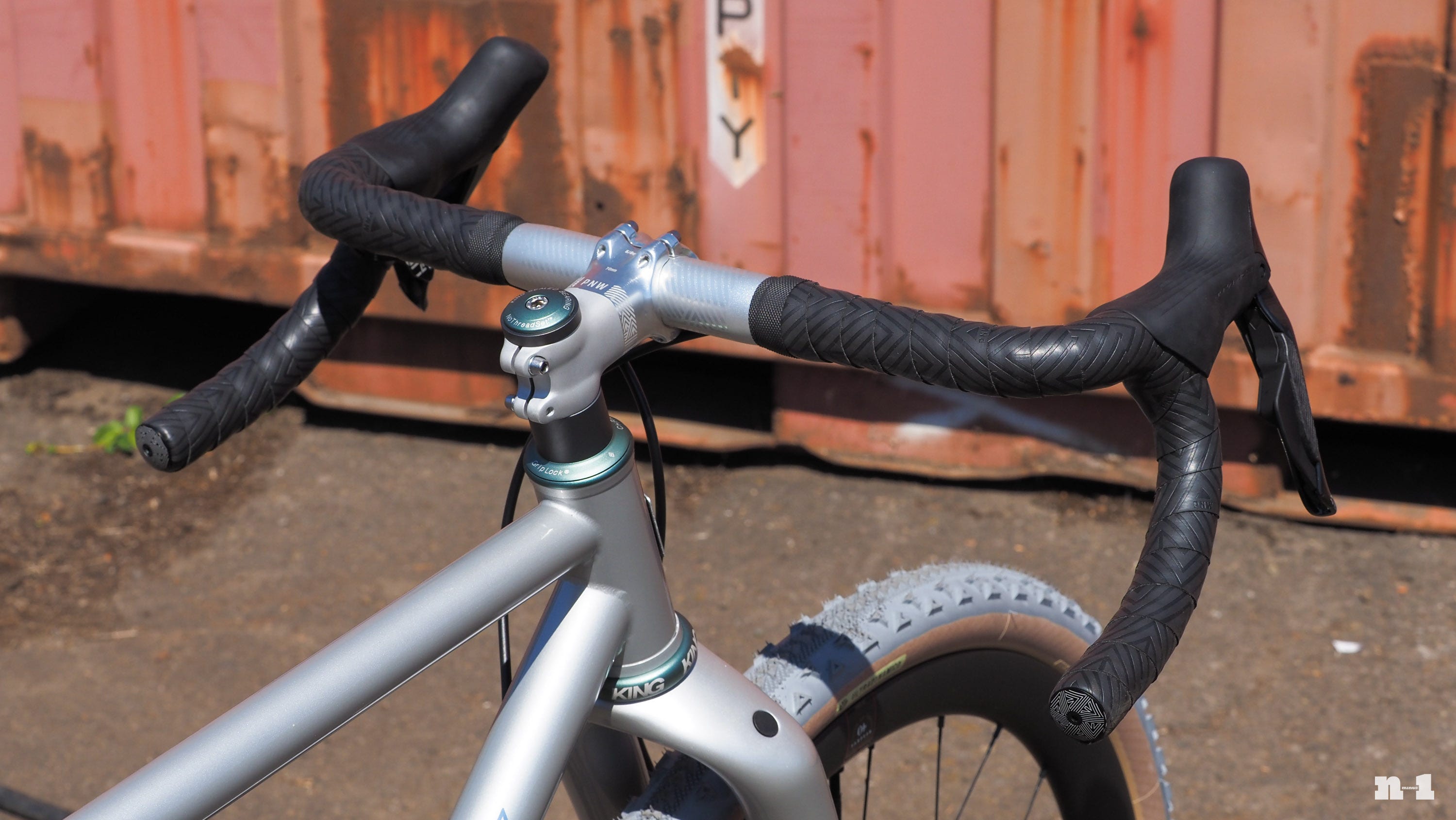 Santa Cruz steel Stigmata cockpit