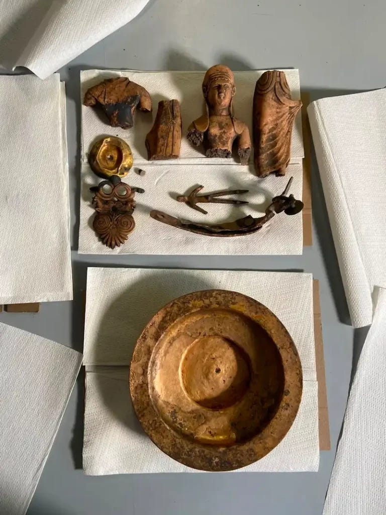 **Objects discovered inside the well.** Credit: Museo Nazionale Etrusco di Marzabotto