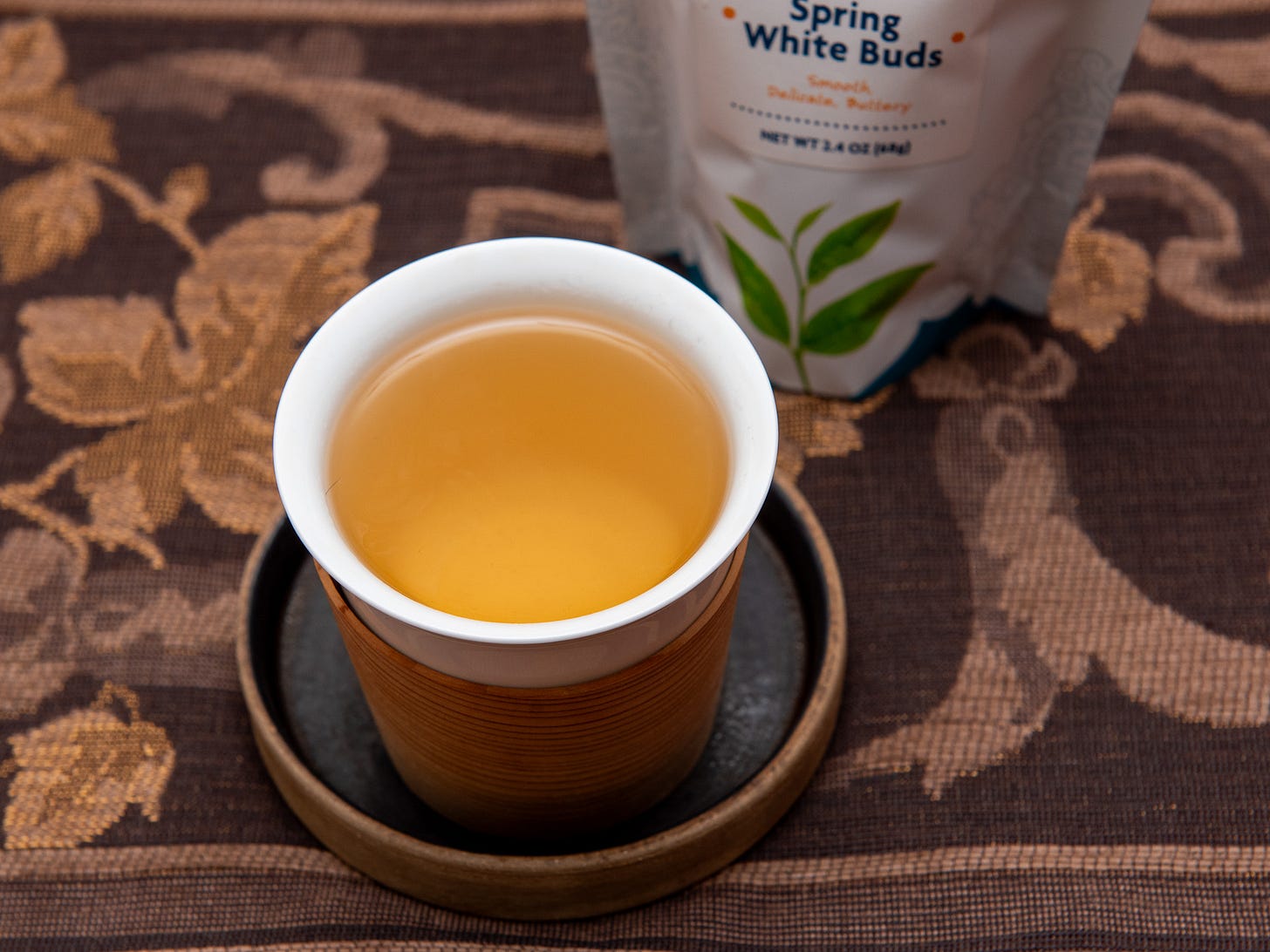 ID: Brewed spring white buds white tea