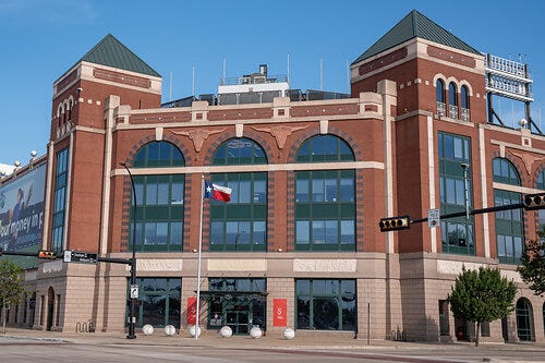Six Flags Entertainment Corporation headquarters in Choctaw Stadium, Arlington, Texas. Six Flags Entertainment Corporation headquarters in Choctaw Stadium, Arlington, Texas.