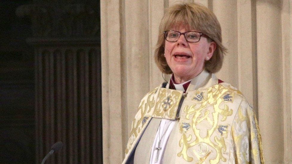 Sarah Mullally installed as first female Bishop of London - BBC News