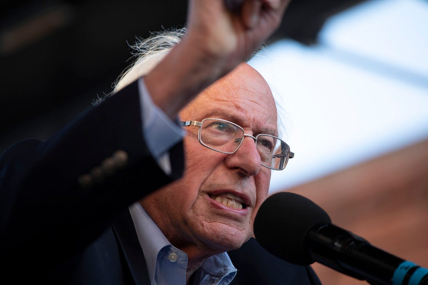 Bernie Sanders Blasts Nike Founder Phil Knight in Oregon