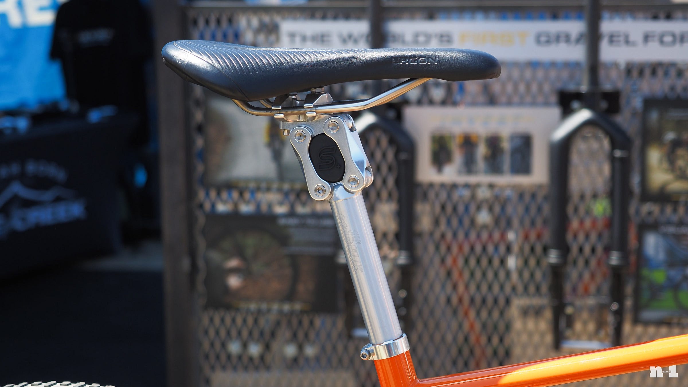 Cane Creek eeSilk seatpost silver