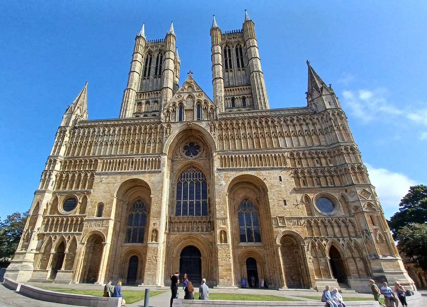 Exploring Lincolnshire: Walks, Hikes & Sights