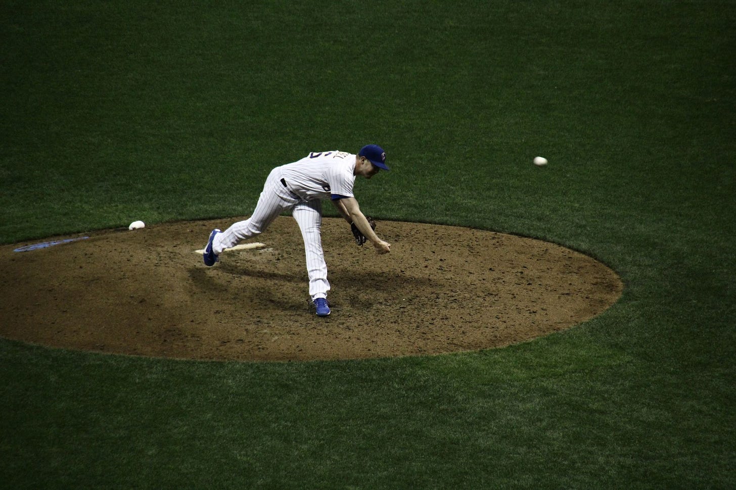 Corey Knebel throwing a curveball Corey Knebel throwing a curveball