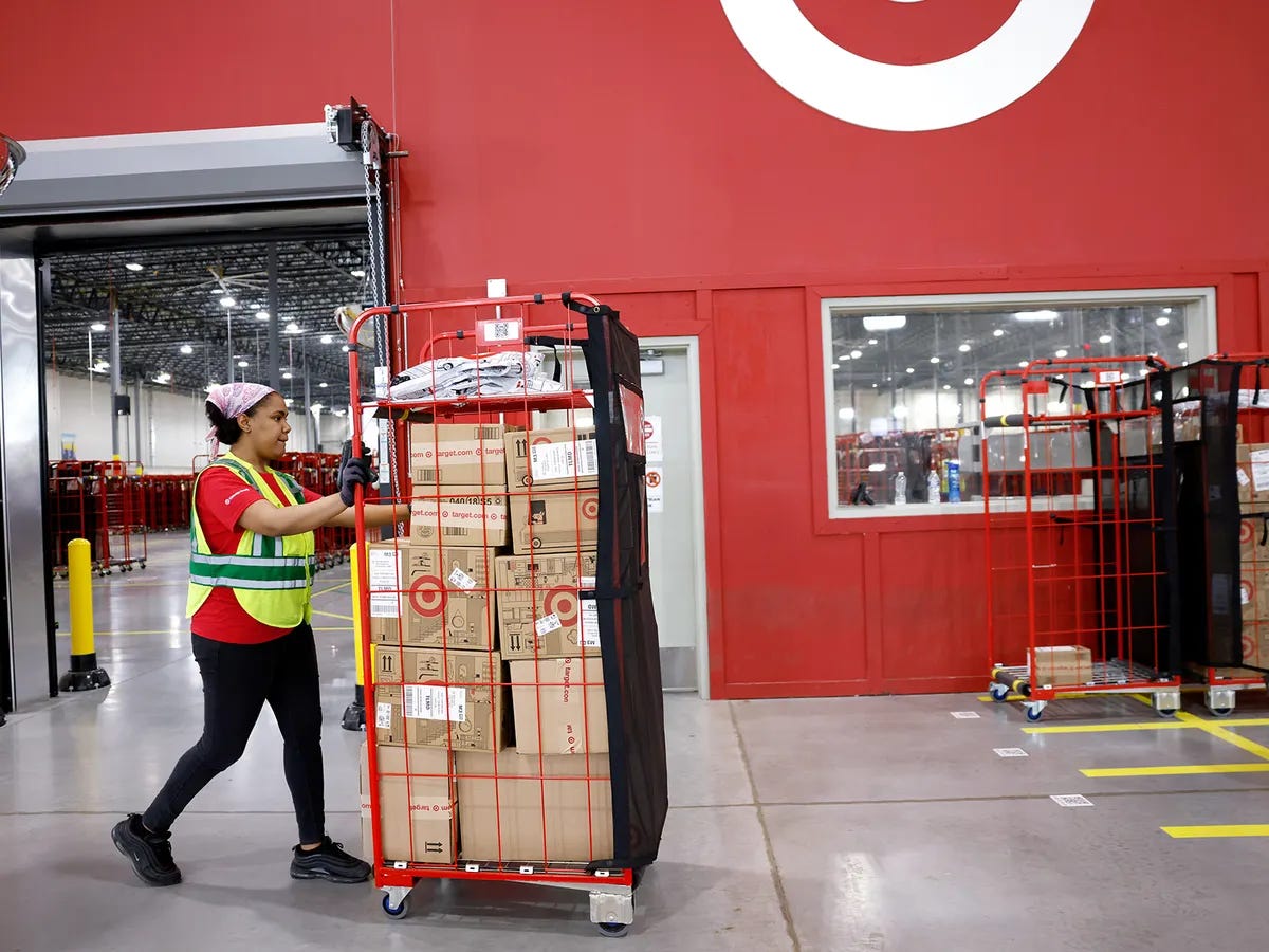 Target expanding next-day delivery coverage to top 35 US metros | Supply  Chain Dive