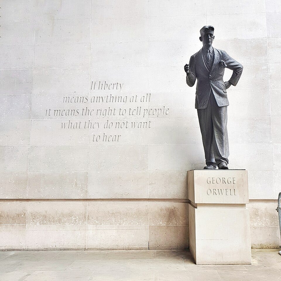 File:Statue of George Orwell at BBC Broadcasting House.jpg