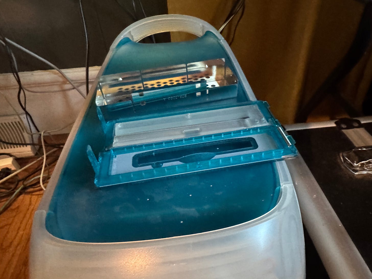 Upgrading the CD-ROM Drive in my PowerMac G3 - by Dan Scott