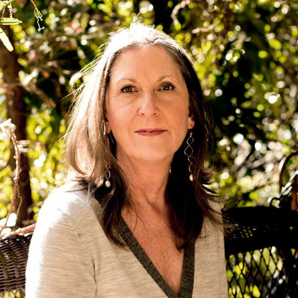 (Gardening) Garden writing from the heart... logo