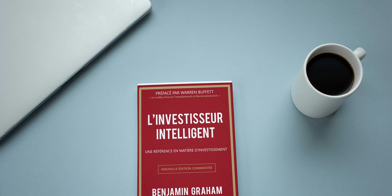 3️⃣ « L’Investisseur Intelligent » – Benjamin Graham 🧯