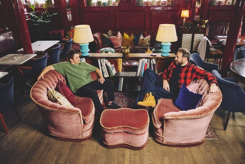 05_08_25_COM_THINK0203 1.jpg