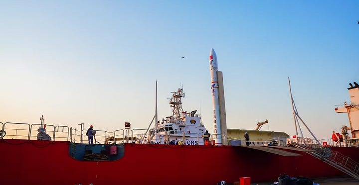 Ceres-1S Y4 being moved onto Dongfang Hangtiangang.