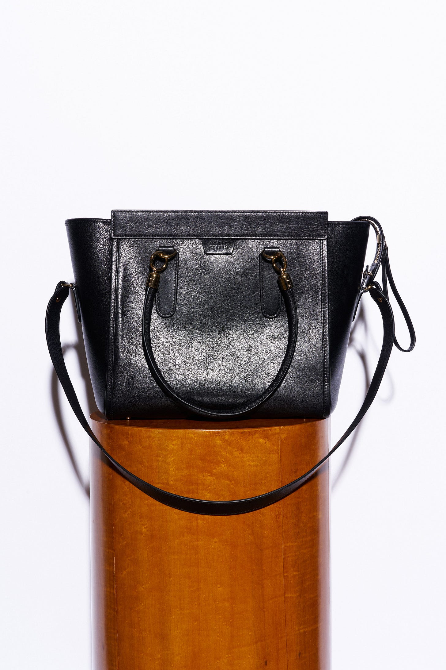 Image of The Ring Tote in Black
