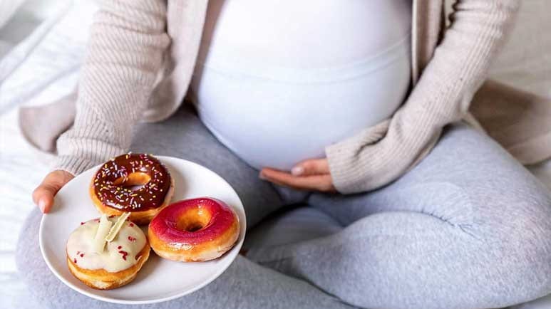 ultraprocessed fast food packaging chemicals