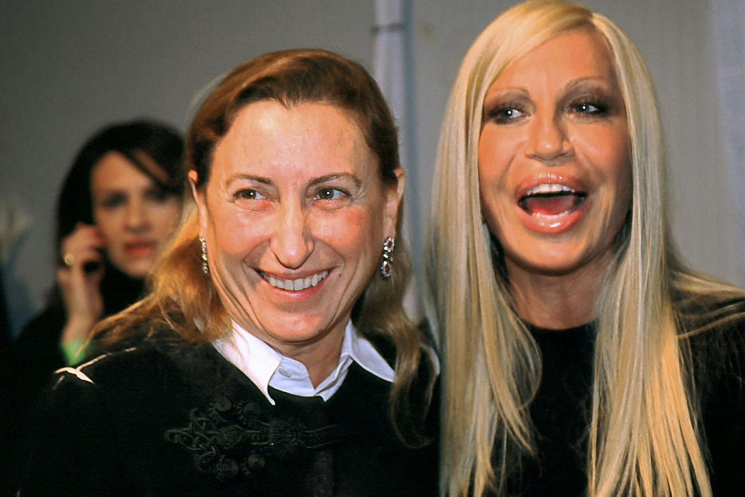 Milliarden-Deal: Warum Prada und Versace so gut zusammenpassen