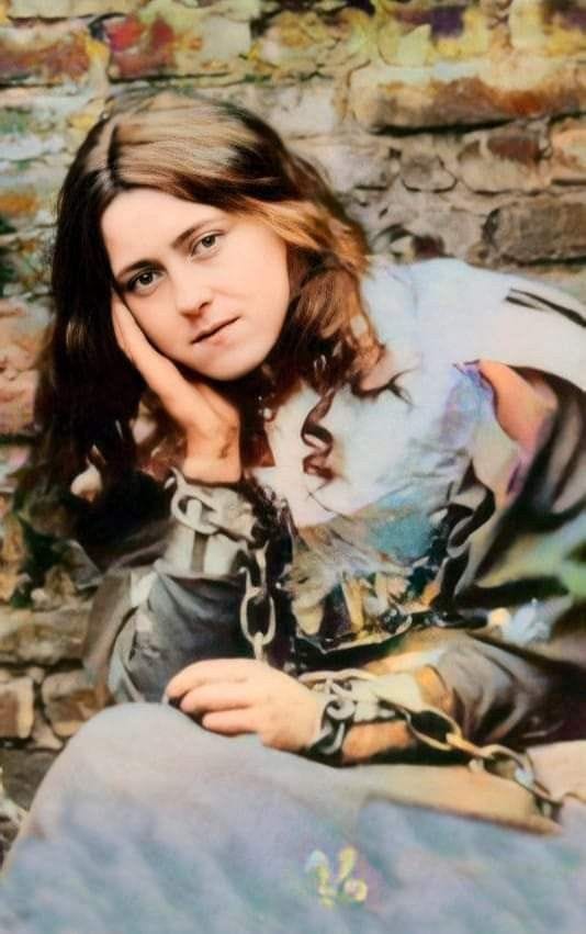 Saint therese of lisieux playing as st joan of arc - Artofit Saint therese of lisieux playing as st joan of arc - Artofit