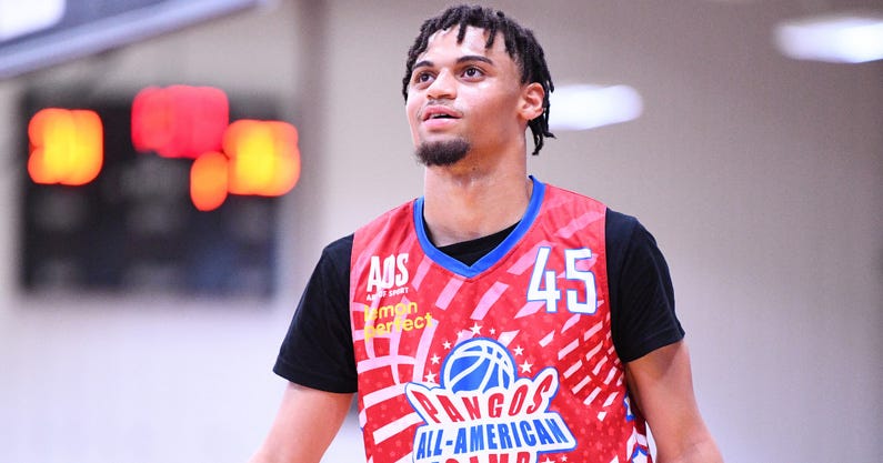 zion-cruz-2022-4-star-sets-commitment-date
