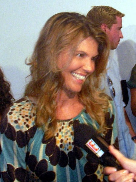 File:Lori Loughlin.jpg