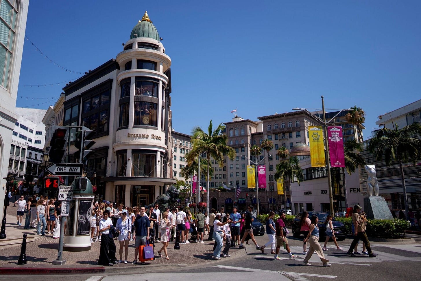 Bernard Arnault bets on LA’s Rodeo Drive with new Tiffany, Louis Vuitton flagship
