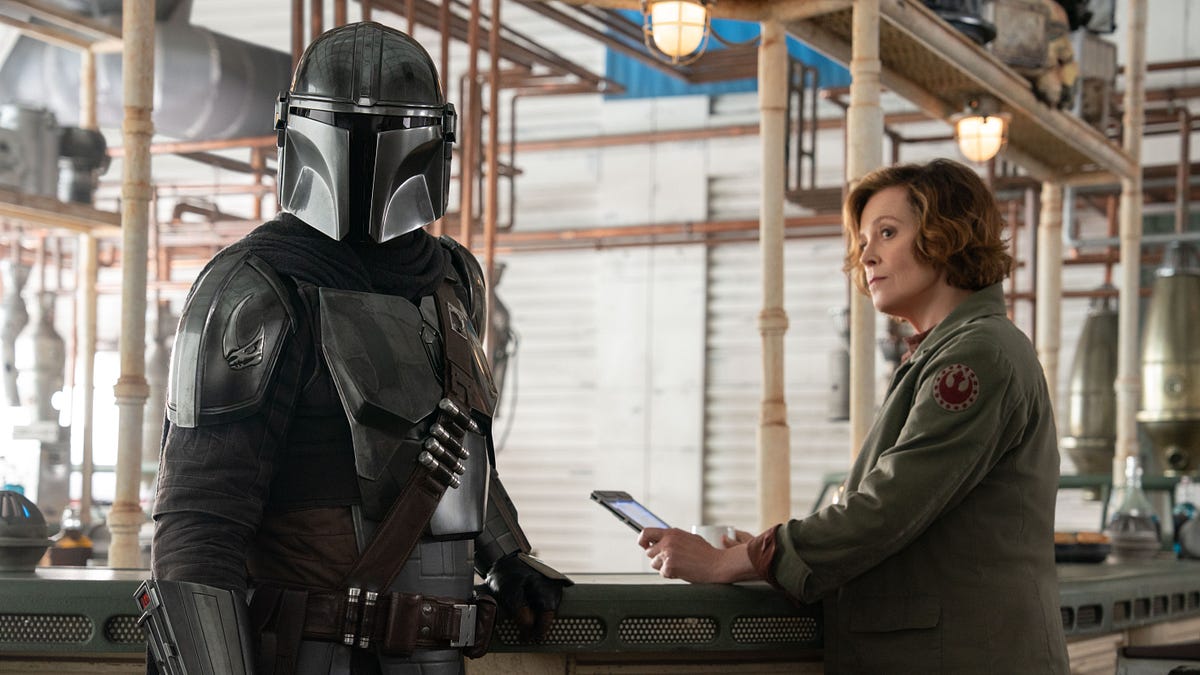 Weekend Box Office: 'Star Wars' Nabs $100M Debut Over Memorial Day