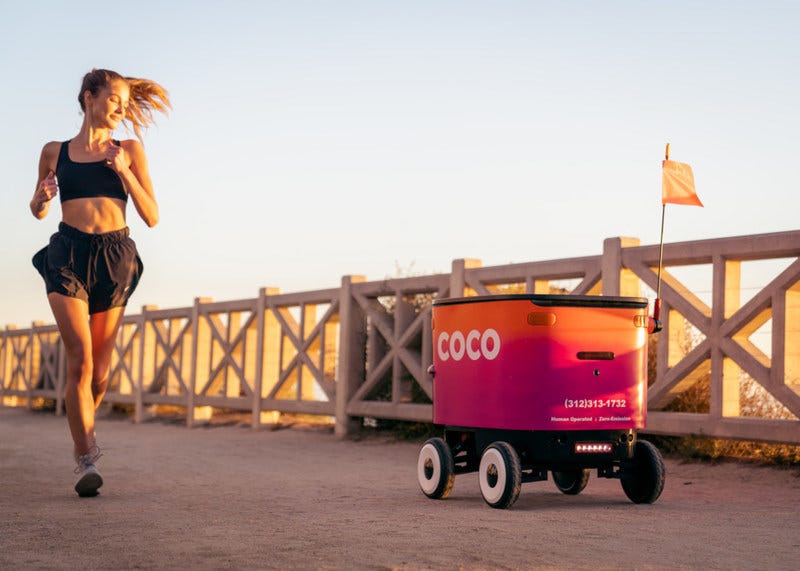 ロボット coco Coco Teams Up with Segway for New Delivery Robot